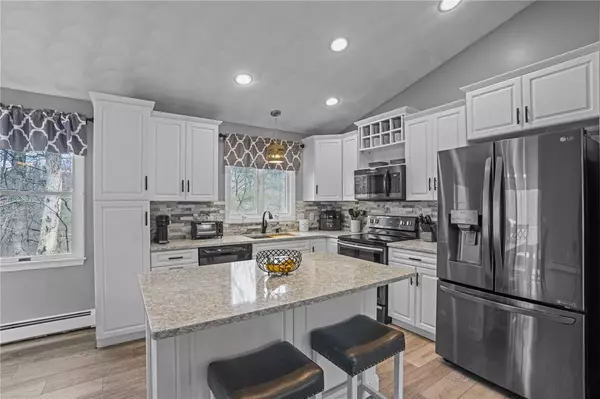 235 Staghead DR, Burrillville, RI 02859