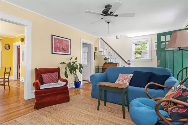 161 Ferncrest AVE, Cranston, RI 02905