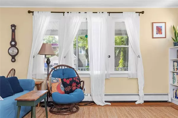 161 Ferncrest AVE, Cranston, RI 02905