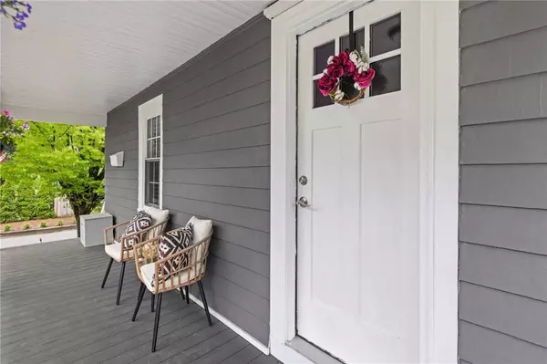 229 Roger Williams AVE, East Providence, RI 02916