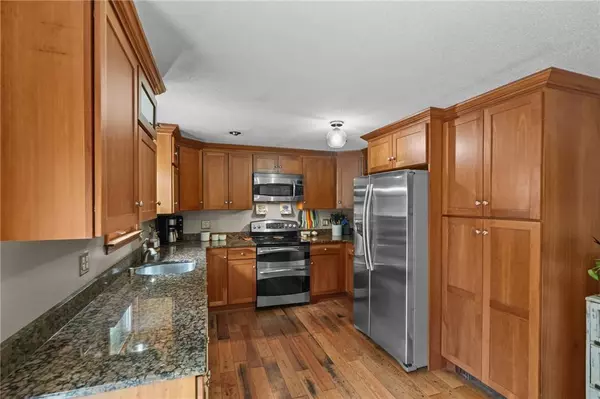 620 Buck Hill RD, Burrillville, RI 02859