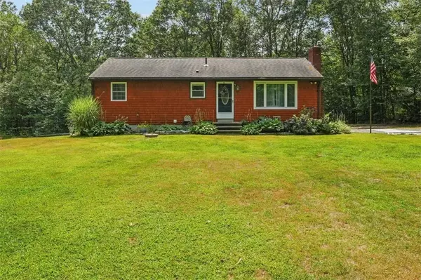 620 Buck Hill RD, Burrillville, RI 02859