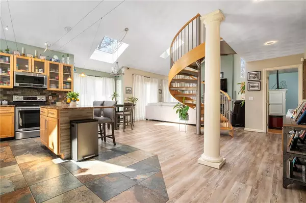 345 Hope Furnace RD, Scituate, RI 02831