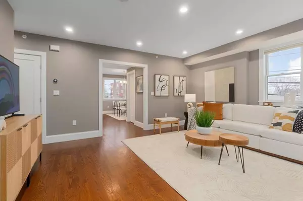 198 California St #1, Newton, MA 02458