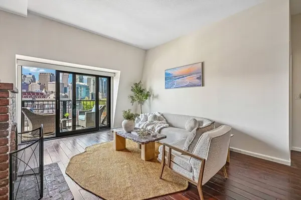 28-32 Atlantic Ave #628, Boston, MA 02110
