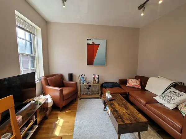 11 Phillips #8, Boston, MA 02114