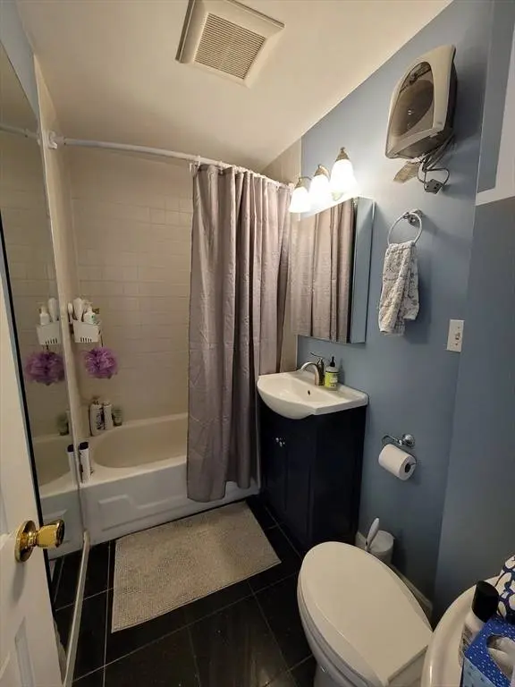 11 Phillips #8, Boston, MA 02114