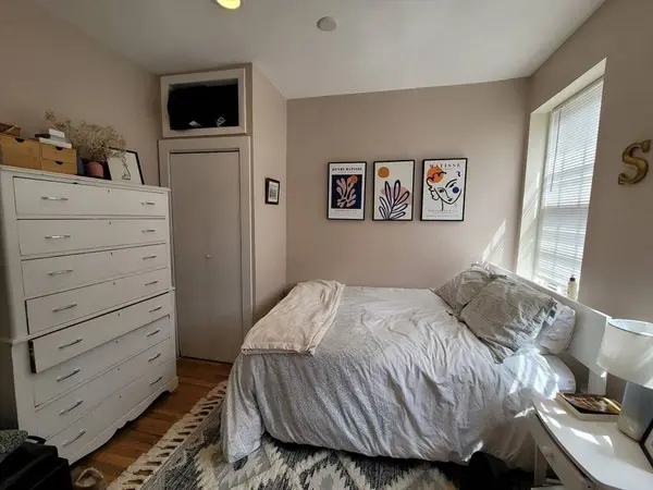 11 Phillips #8, Boston, MA 02114