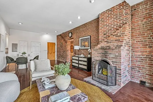 28-32 Atlantic Ave #628, Boston, MA 02111
