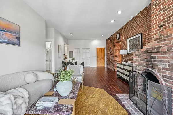 28-32 Atlantic Ave #628, Boston, MA 02111