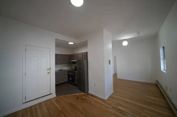 25 Temple #1L, Somerville, MA 02145