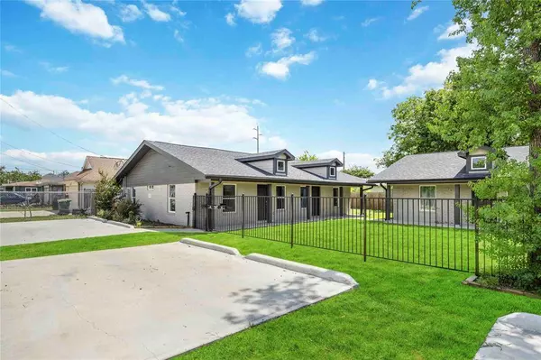 8215 Lawler ST, Houston, TX 77051