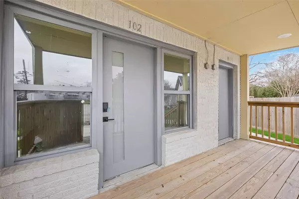 102 Glendale ST, Houston, TX 77012