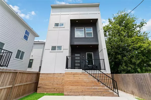 3605 Noble ST, Houston, TX 77026