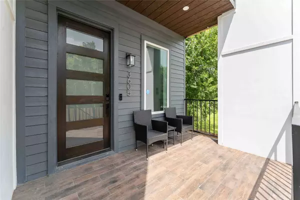 3605 Noble ST, Houston, TX 77026