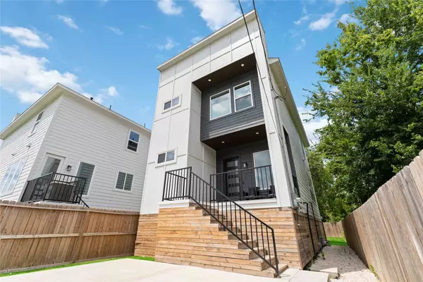 3605 Noble ST, Houston, TX 77026