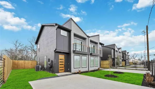 9212 Jutland RD #A, Houston, TX 77033