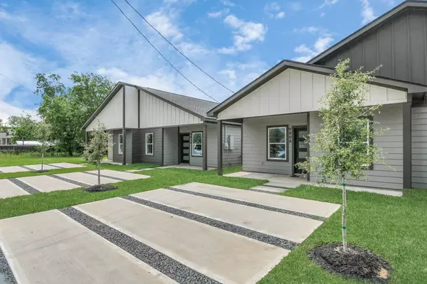 9808 Nedwald ST, Houston, TX 77029