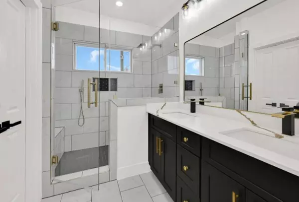 4404 Bond ST, Houston, TX 77026