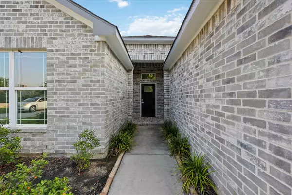 3405 Rebecca ST, Houston, TX 77021