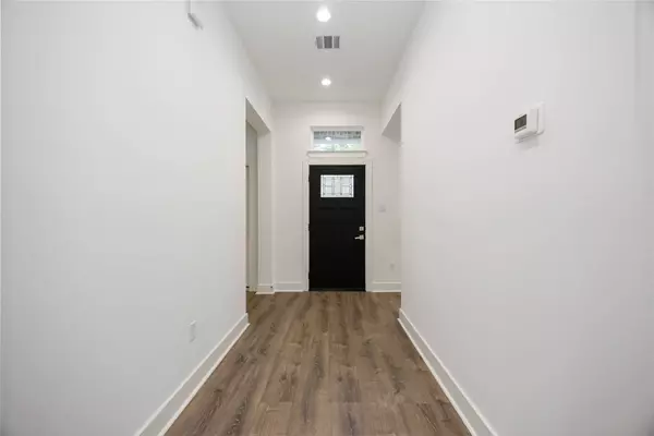 3405 Rebecca ST, Houston, TX 77021