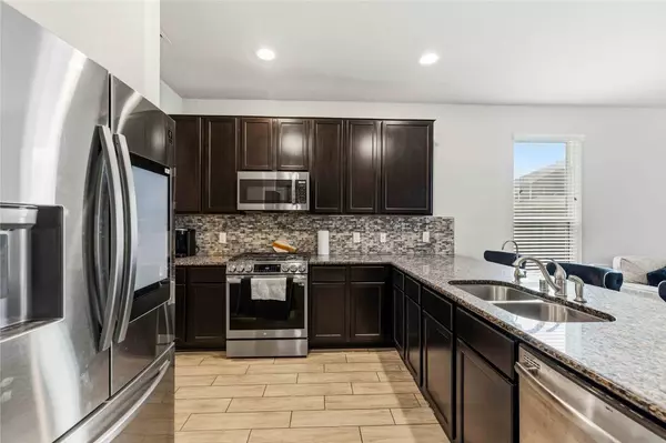 14810 Ruddy Duck LN, Houston, TX 77049