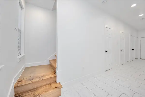7706 Independence ST #B, Houston, TX 77051