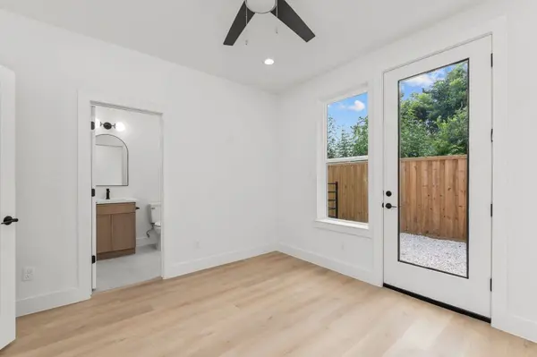3344 Sauer ST, Houston, TX 77004