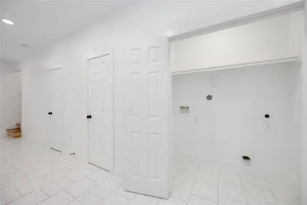 7706 Independence ST #B, Houston, TX 77051