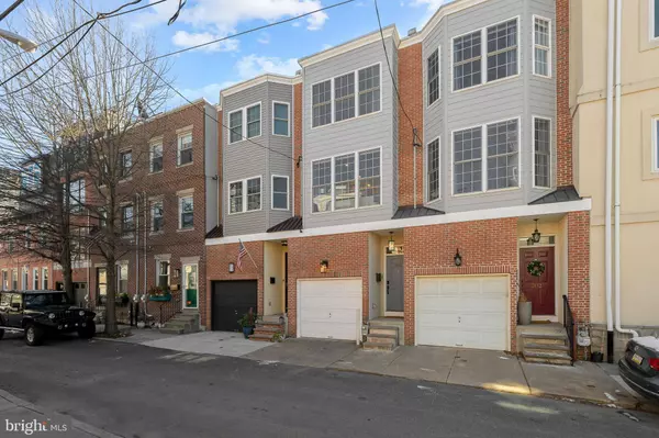 2150 WEBSTER ST, Philadelphia, PA 19146