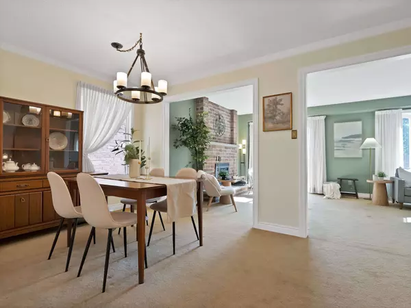 46 Swennen DR, Brampton, ON L6V 4E2