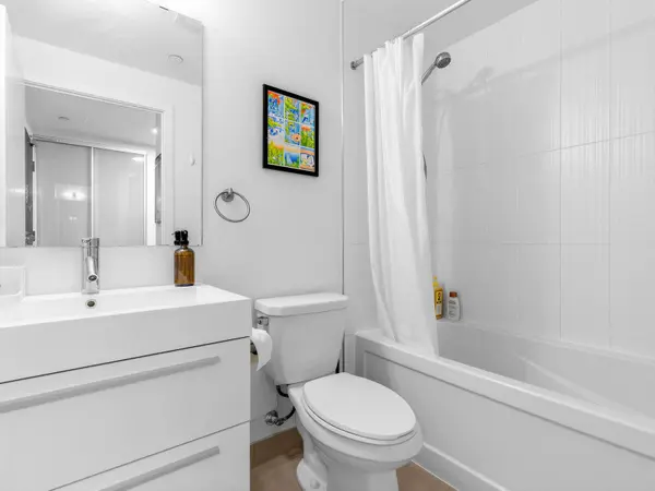 297 College ST #1503, Toronto C01, ON M5T 0C2