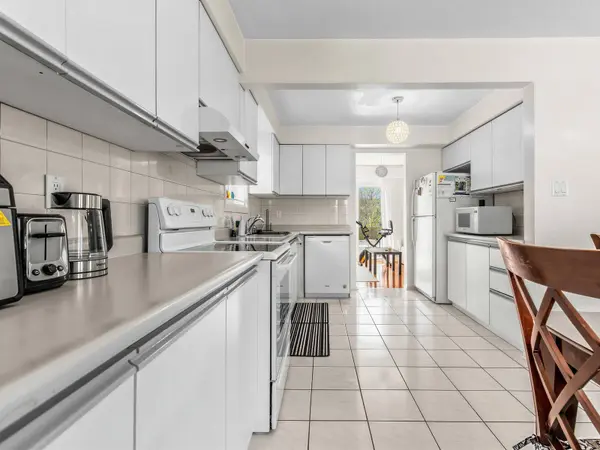 5 Firebrace RD, Toronto E05, ON M1W 2Z3