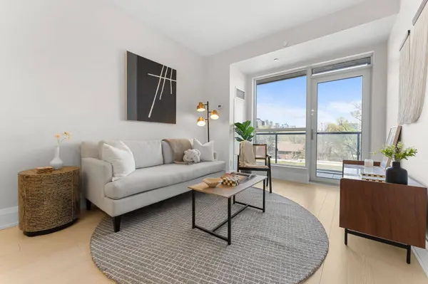 120 Harrison Garden BLVD #426, Toronto C14, ON M2N 0H1