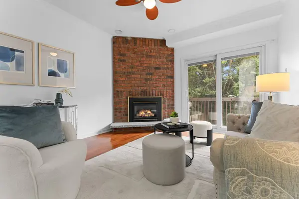 1 Baronial CT, Toronto E10, ON M1C 3J5