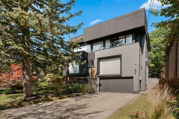 436 Glengarry AVE, Toronto C04, ON M5M 1E8