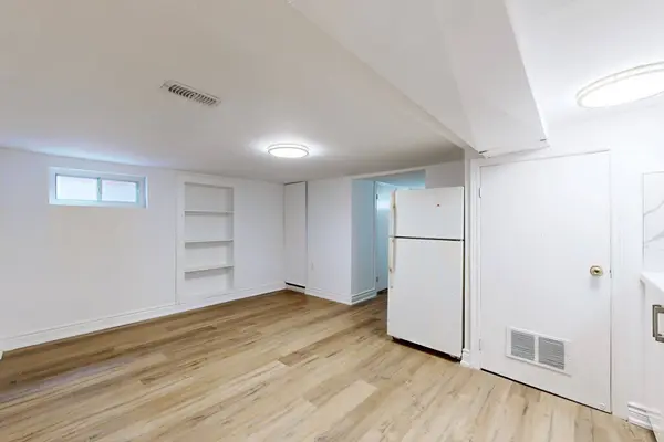 102 Bowie AVE #Bsmt, Toronto W04, ON M6E 2P7