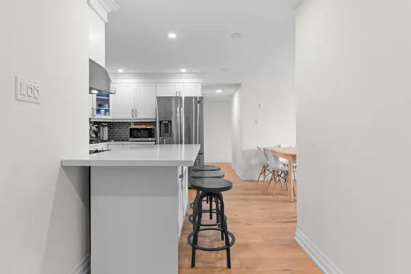 99 Cameron ST #502, Toronto C01, ON M5T 3A2