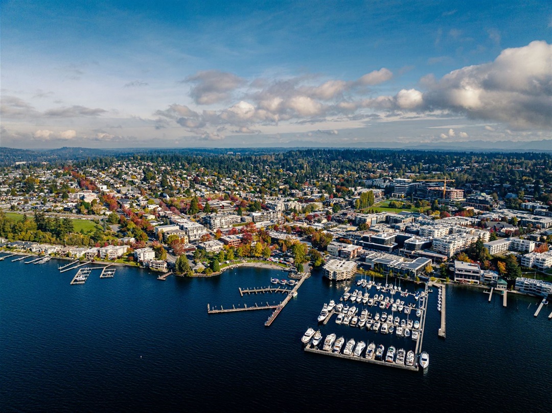 202210-kirkland-downtown-aerial-autumn-neirchris-0671-smaller-for-web