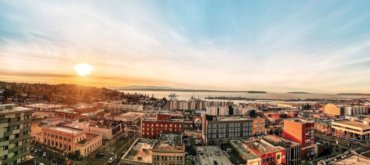 Everett-City-Scene