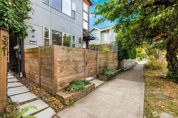 319 21st AVE, Seattle, WA 98122