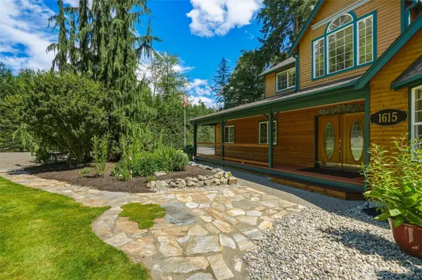 1615 Russell RD, Snohomish, WA 98290
