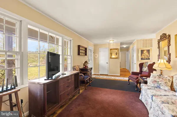 12101 GREENWOOD RD, Orange, VA 22960