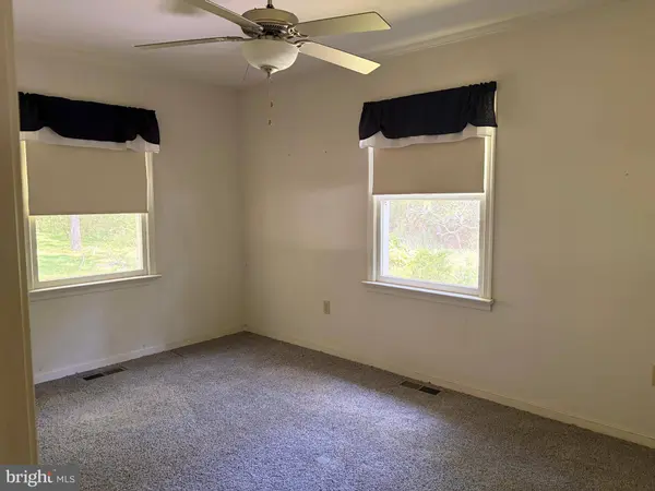1026 PRESLEY CREEK DR, Heathsville, VA 22473