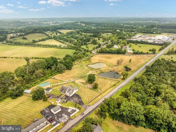 5616 STRASBURG RD, Strasburg, VA 22657