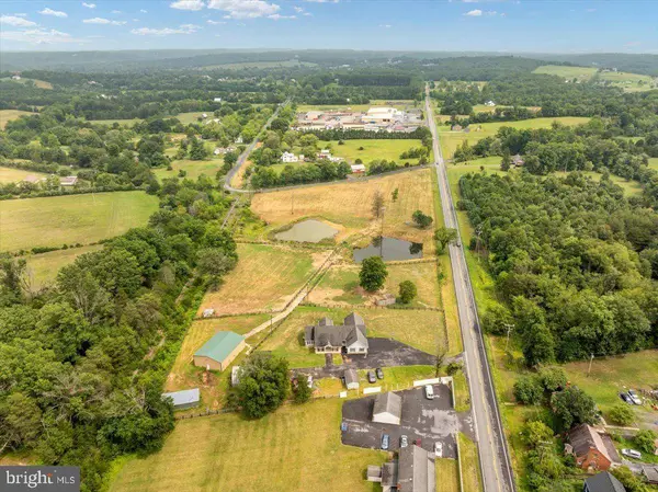 5616 STRASBURG RD, Strasburg, VA 22657