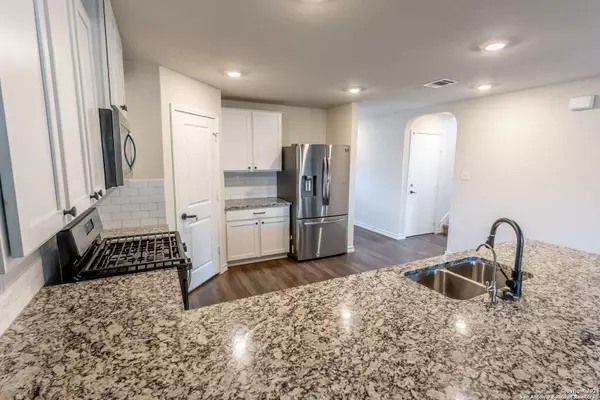 177 Bahama Woodstar, San Antonio, TX 78253