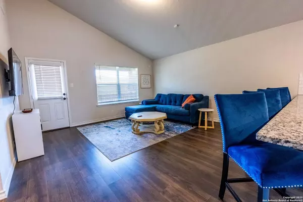 177 Bahama Woodstar, San Antonio, TX 78253