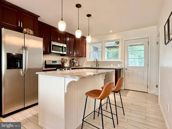 625 COLLEGE BLVD, Wenonah, NJ 08090