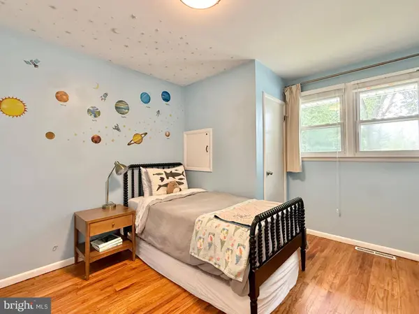 625 COLLEGE BLVD, Wenonah, NJ 08090